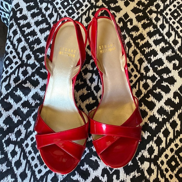 Stuart Weitzman Patent Leather Heels, Candy Apple Red Size 7.5. EUC - Picture 1 of 10